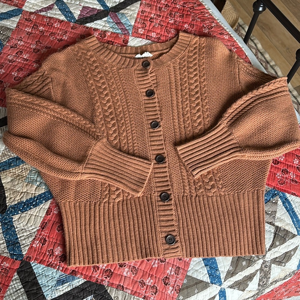 Roolee Cardigan